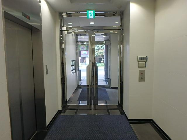 渡辺西新宿ビルホール③