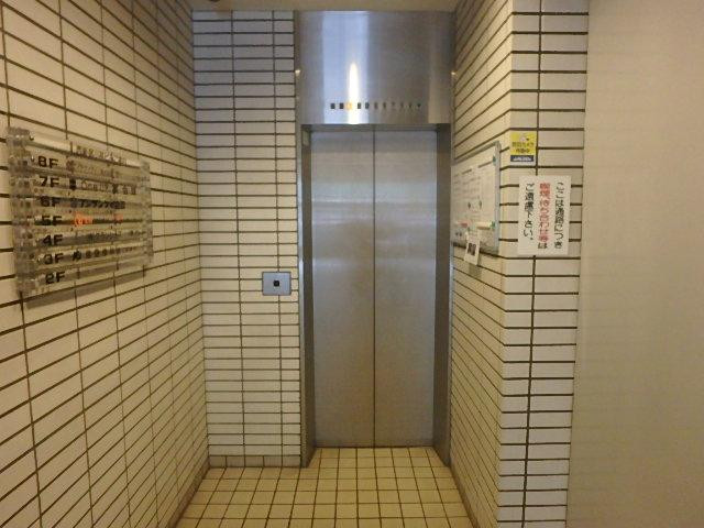 西新宿小林ビルホール②
