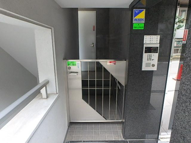 西新宿ＡＩビルエントランス③