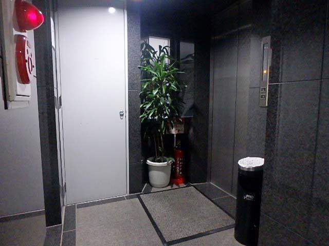 西新宿ＡＩビルホール②