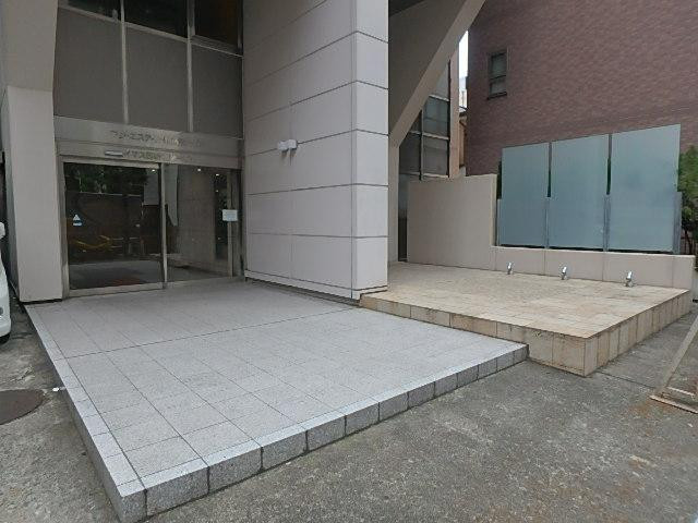 イマス西新宿第１ビルエントランス①