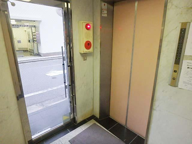 プルミエ西新宿ビルホール②