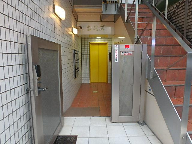 シミズビルエントランス②