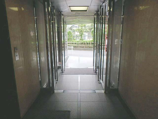 松下産業本社ビルホール③