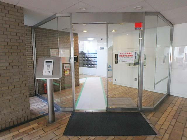 シェモワ新宿エントランス③