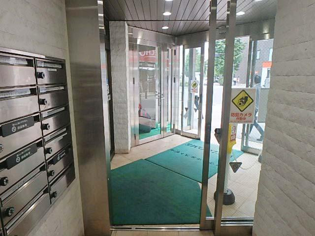 タウンウエストビルホール④