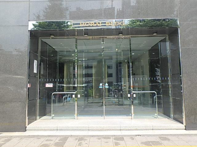 西新宿室町ビルエントランス②