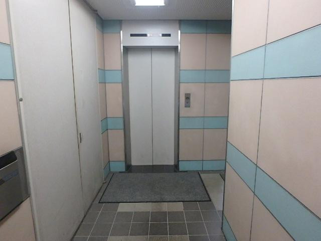 西新宿小林ビルホール①