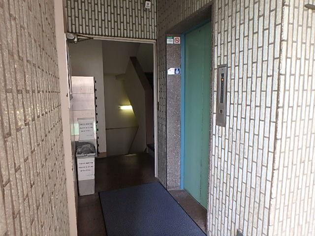 第１ともえビルホール①