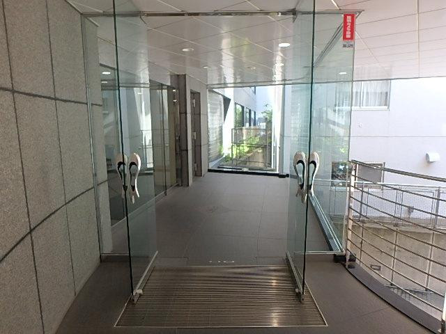 エントランス③