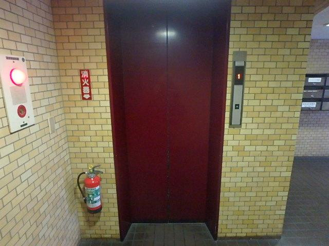 新宿税理士ビル第２別館佐竹ビルホール②