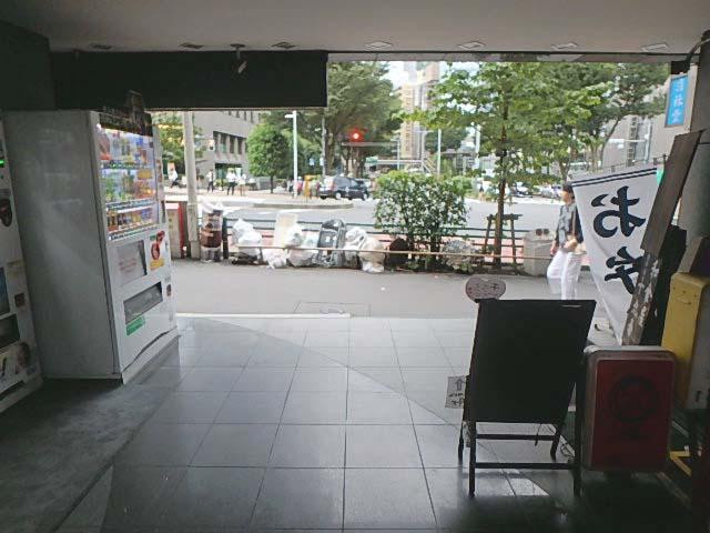 小林ビルホール③