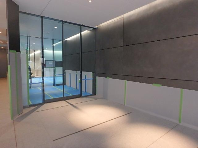 小田急西新宿Ｏ－ＰＬＡＣＥエントランス①