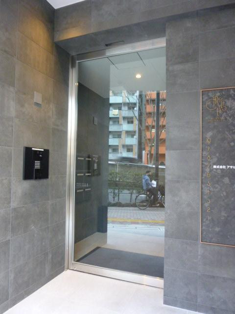ＣＩＲＣＬＥＳ西新宿エントランス①