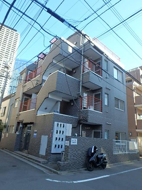 リベルテ西新宿外観②