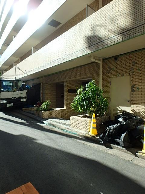 エントランス①