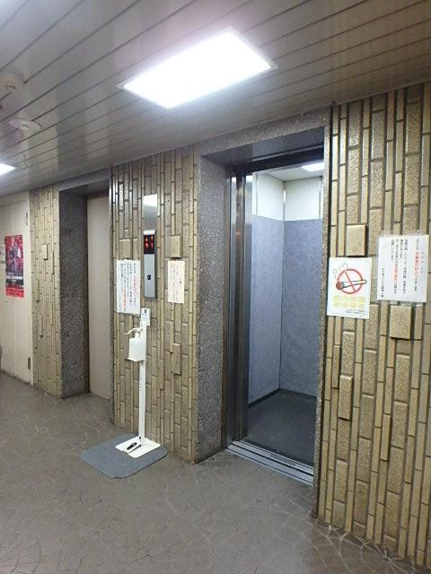 ホール③