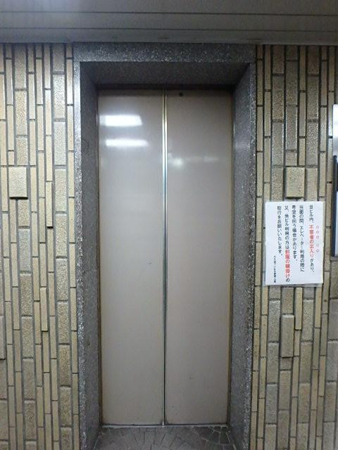 ホール④