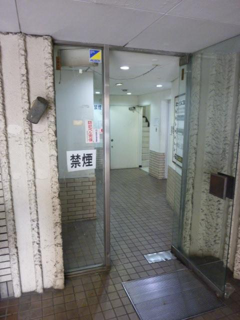 富士一ビルエントランス①