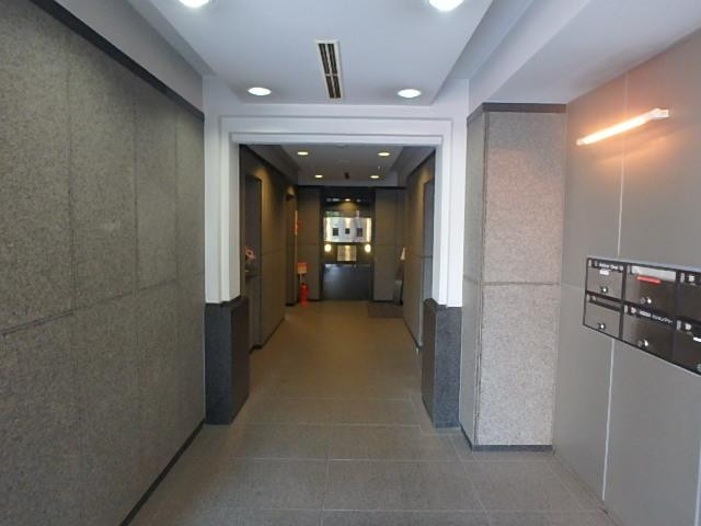 ホール①