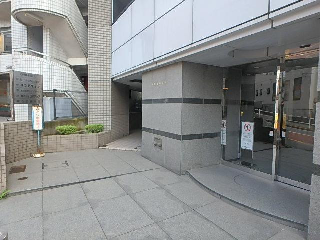 エントランス①