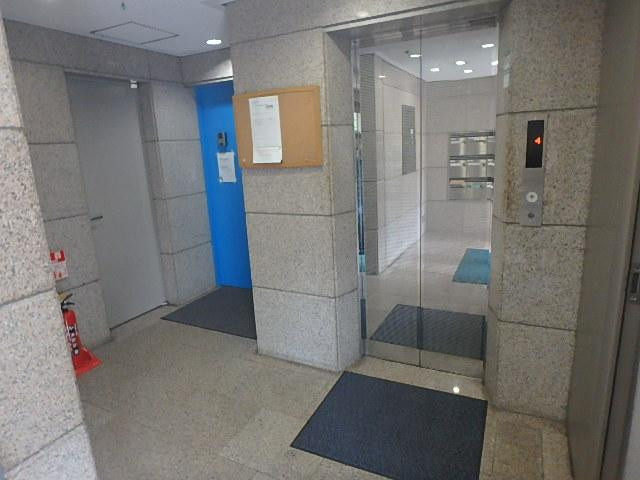 ホール②
