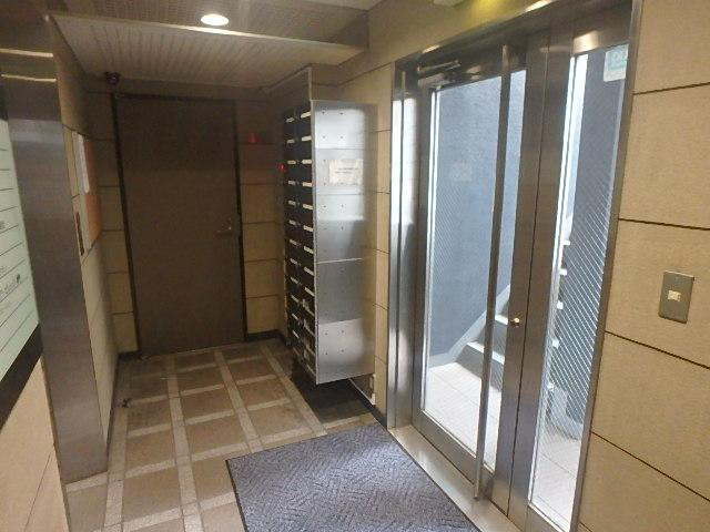 ホール④