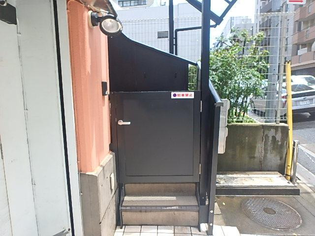 エントランス③