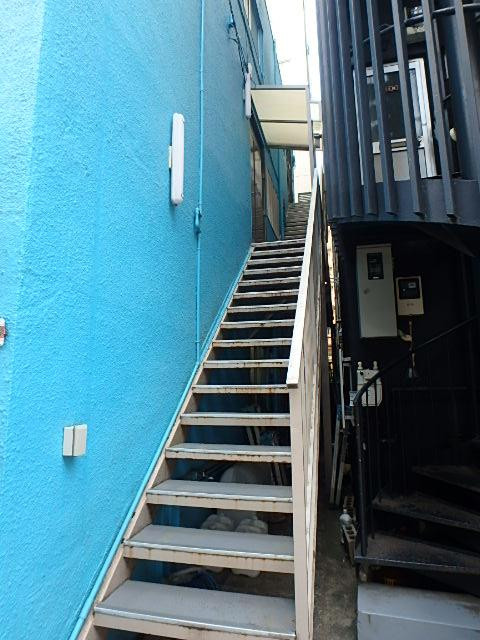 宮倉ビルエントランス③