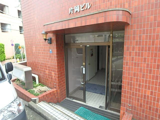 片岡ビルエントランス①