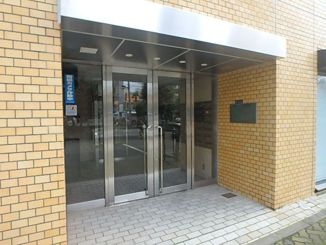 東建ニューハイツ市ヶ谷エントランス①