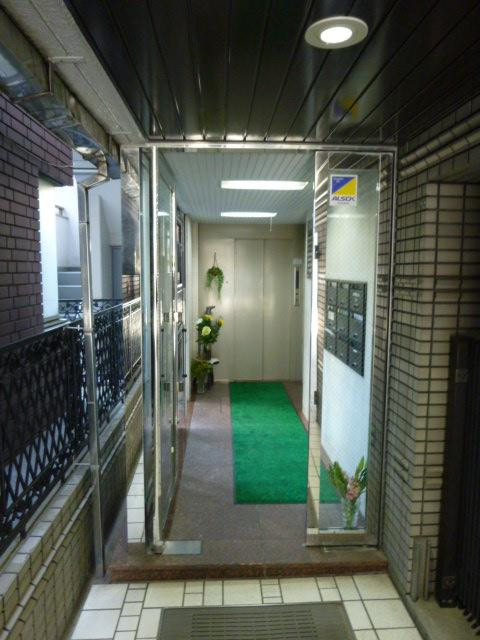 エントランス②