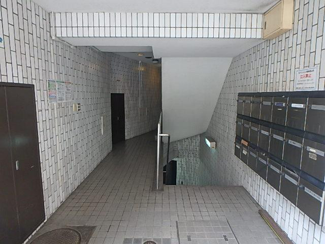 大久保カドビルホール①