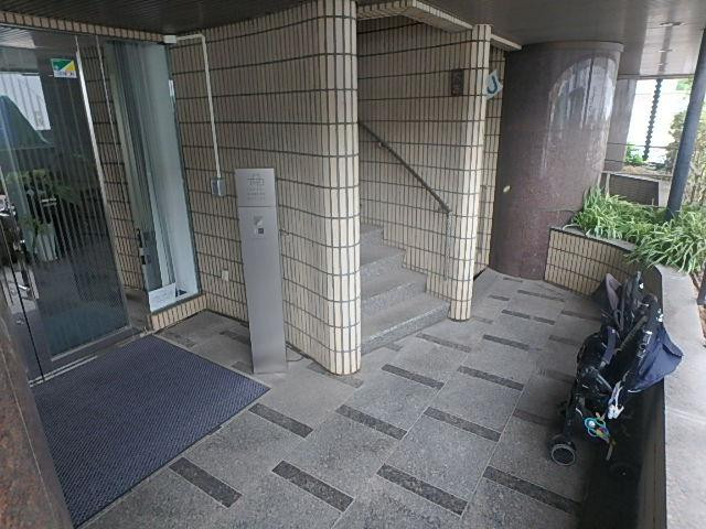 ホール①