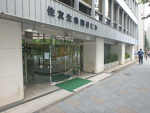 住友生命四谷ビルエントランス①