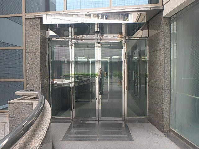 エントランス②