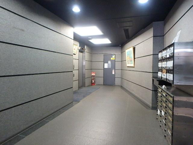 相模屋本社ビルホール①