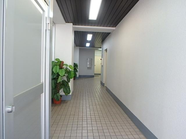 ホール①