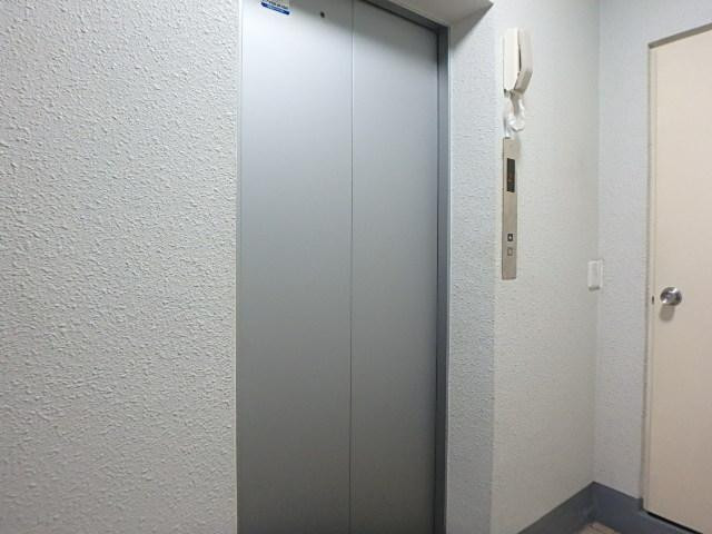 ホール②