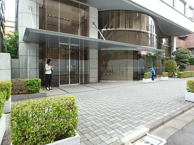 共同ビル（一番町）エントランス①
