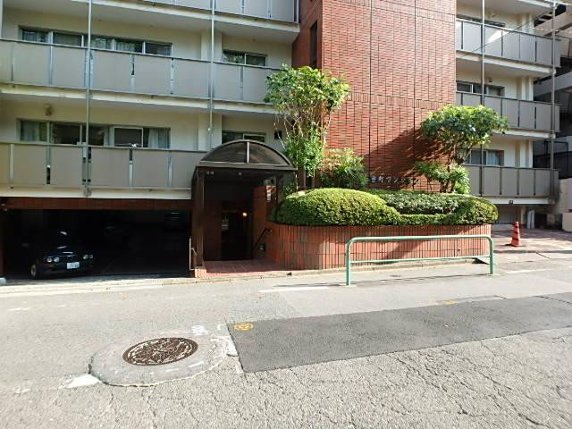 一番町マンションエントランス①