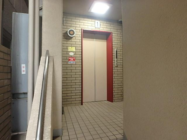 ホール②