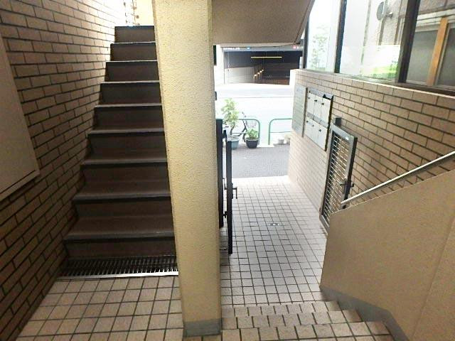 ホール③