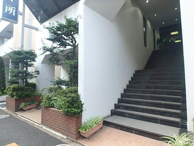 ＮＳビルエントランス①