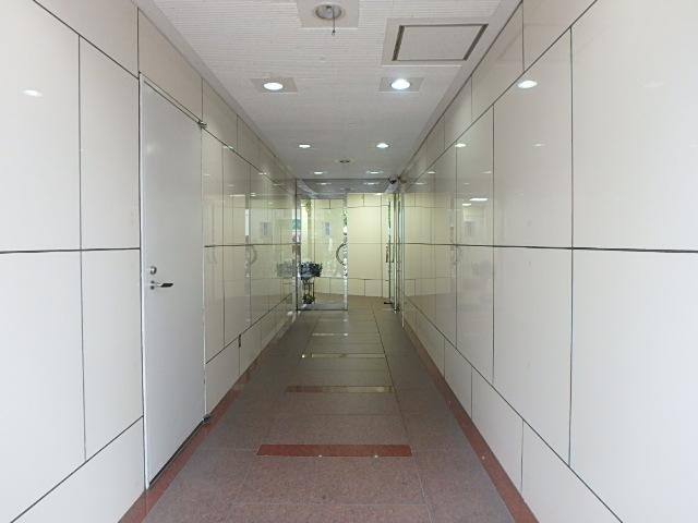 ニュー末広ビルエントランス②