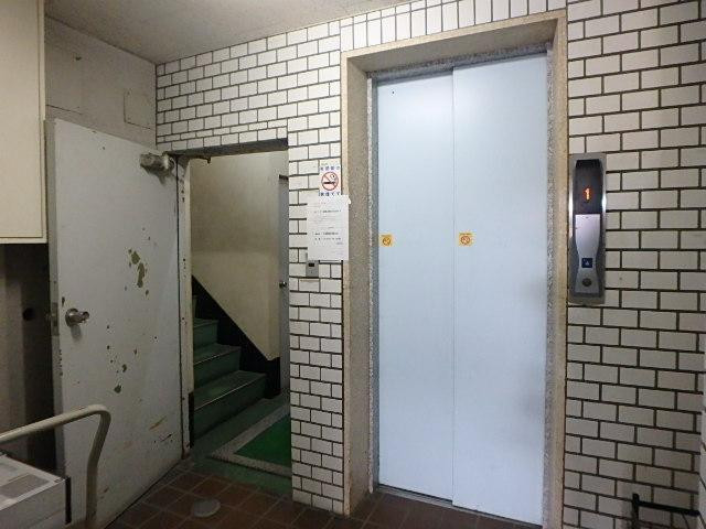 ビックウエストビル１号館ホール②