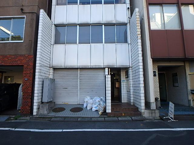 ビックウエストビル１号館エントランス①