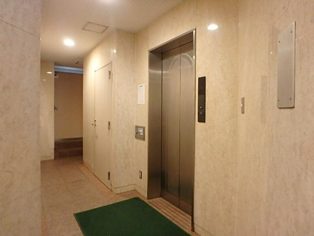 ホール②