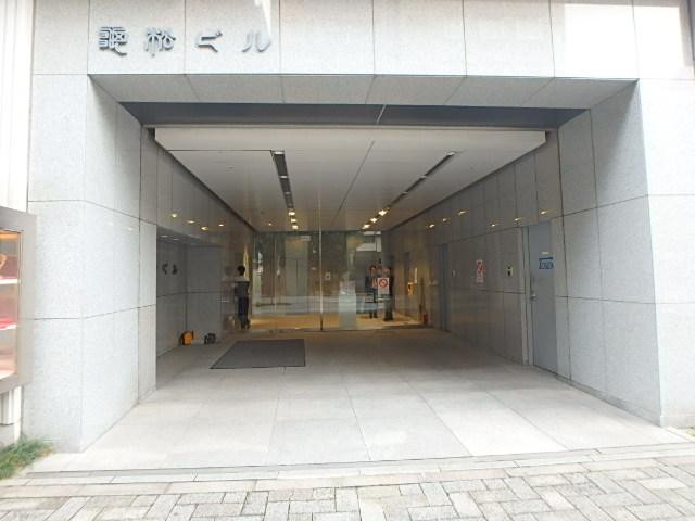 亀松ビルエントランス②
