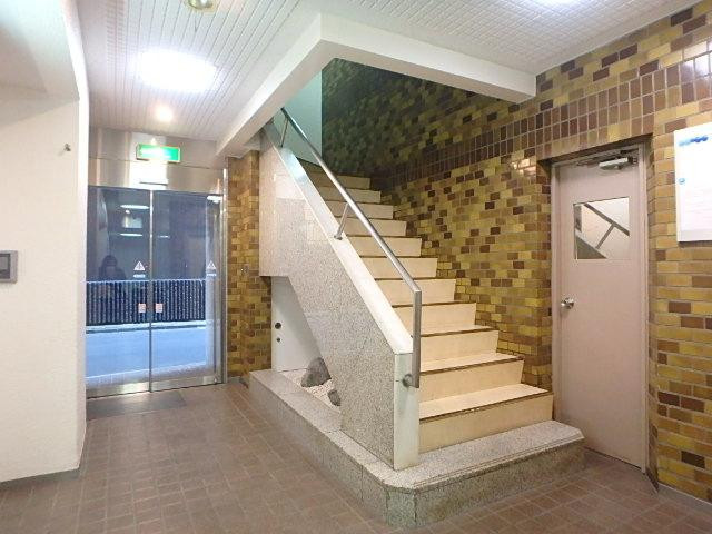 ホール③